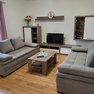 apartmani-goga-stari-grad.hotelinzadar.com/